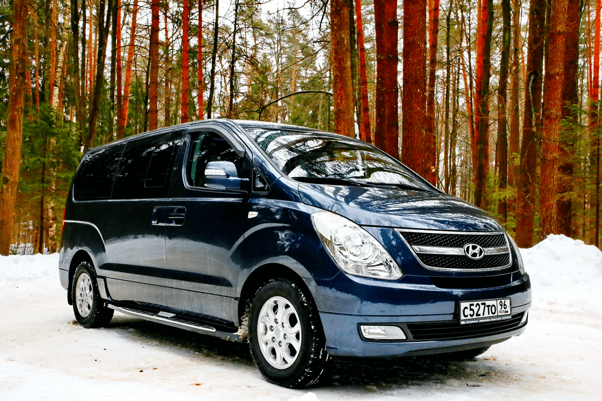 Hyundai Starex